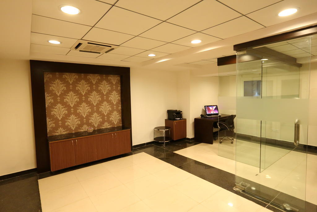 Crest Executive Suites, Whitefield Bangalore Phòng bức ảnh